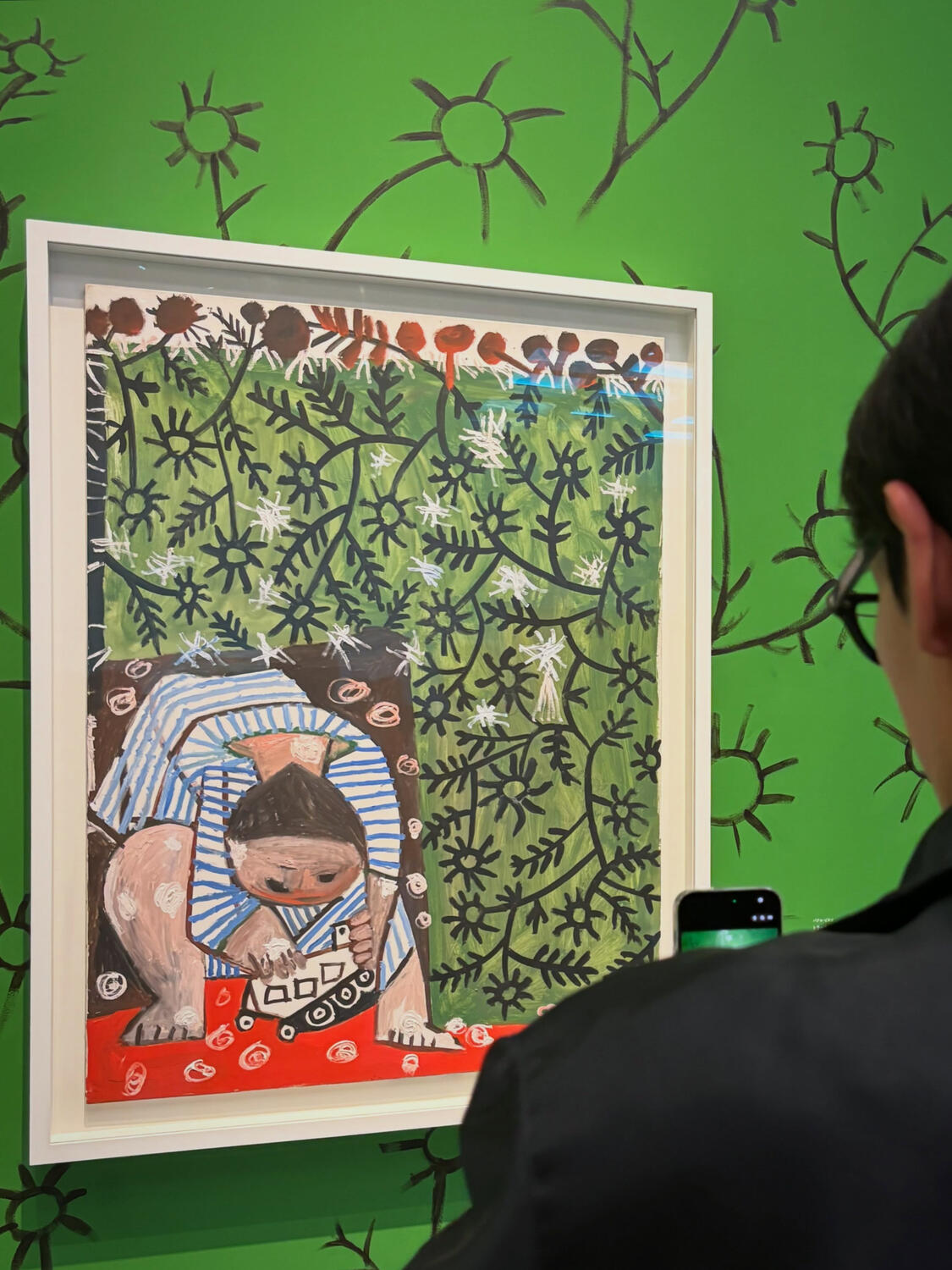 T.O.P at "Picasso, through the Eyes of Paul Smith" Exhibit presented exclusively in Japan at National Art Center, Tokyo